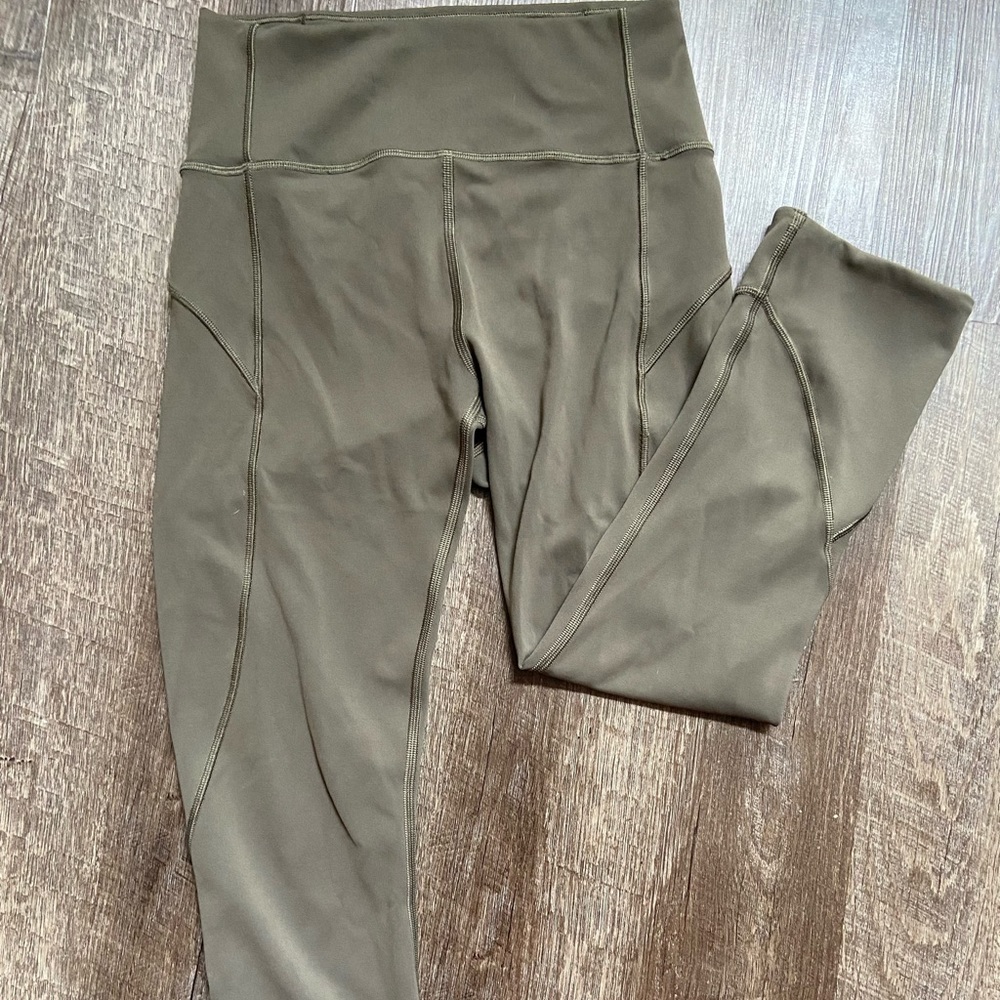 Lululemon leggings